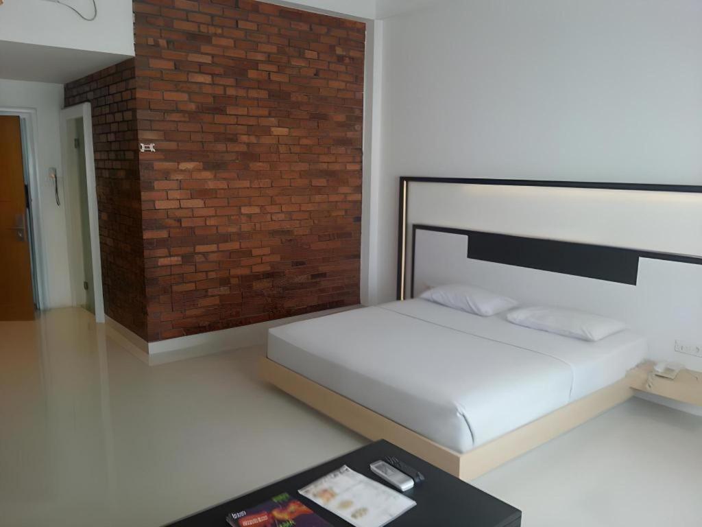 באליקפאפאן Buana Lestari Hotel מראה חיצוני תמונה