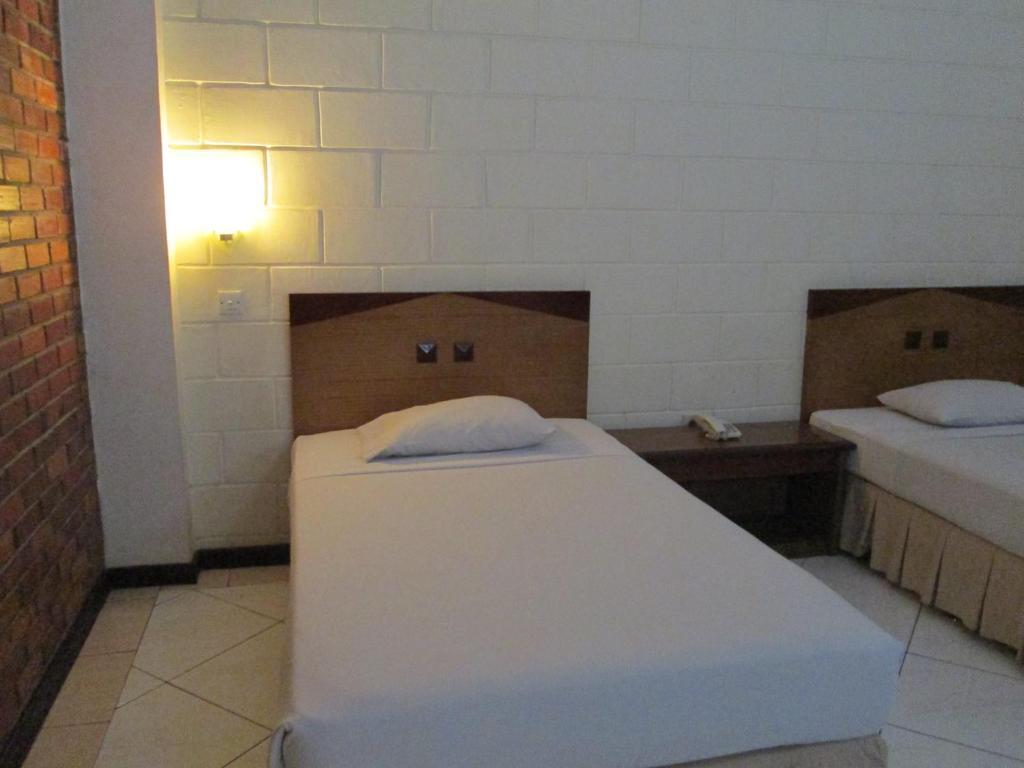 באליקפאפאן Buana Lestari Hotel מראה חיצוני תמונה
