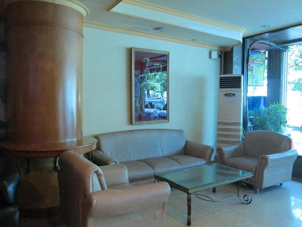 באליקפאפאן Buana Lestari Hotel מראה חיצוני תמונה